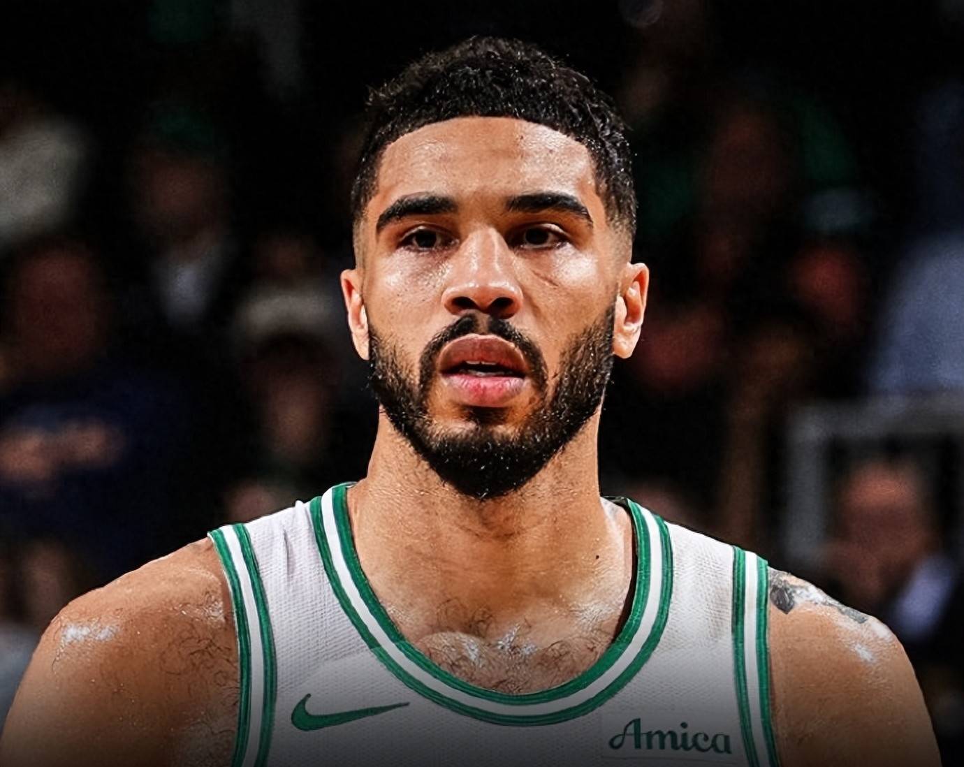 云游戏官方平台-关于塔图姆在比赛中受伤退赛，羽毛球队主帅表示担忧的信息